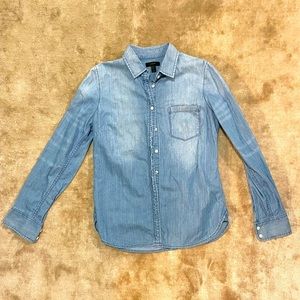 J Crew Denim-like Button Down Size 6